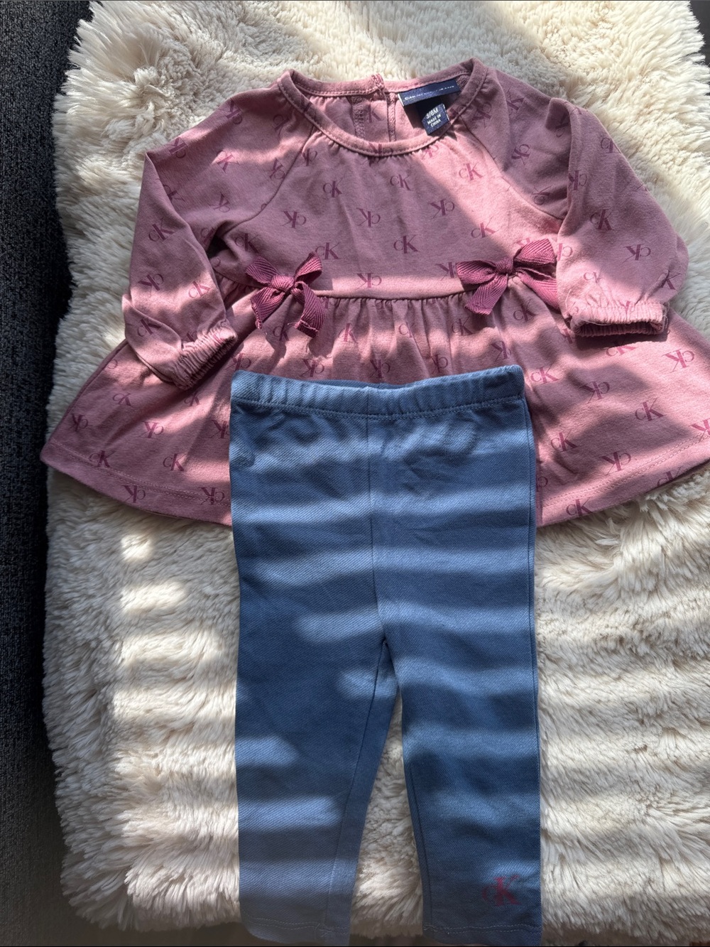 Calvin Klein 3/6mos Mauve Logo shirt with Blue Leggings